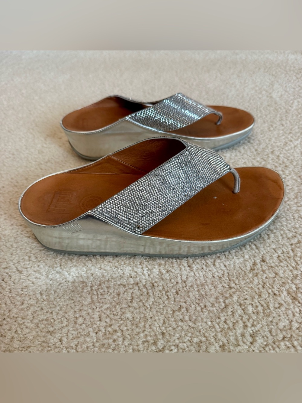 Silver Crystal Rhinestone Metallic FitFlop Platform Sandals Flip Flops Comfy 9 - Picture 7 of 8